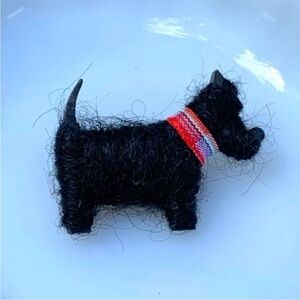 Vintage Handcrafted Black Scottish Terrier Scottie
Dog Mohair Brooch Pin